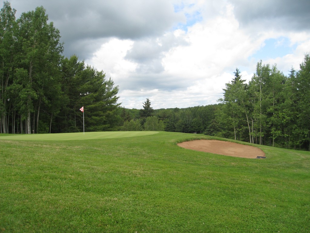 Rates and Specials | Coyote Hill Golf Course